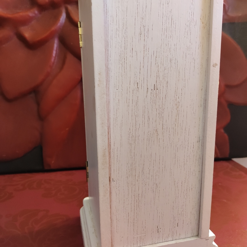 Jewelry Box - Picture 7 of 8
